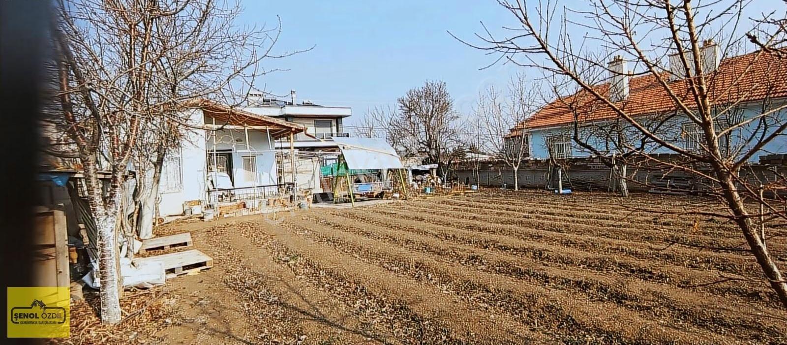 Şenol'dan Erenköyde Satılık Villa Arsası 0,15 / 30 Emsal