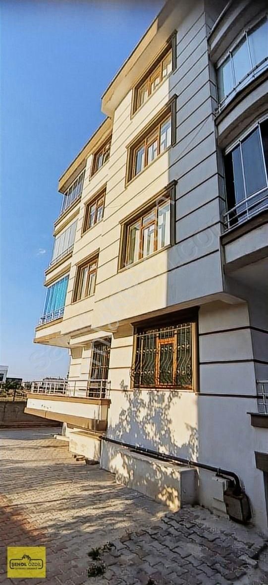 Şenol'dan Kiralık 3+1 Akabe'de Kto Yakını Zemin Kat Daire - Görsel 23