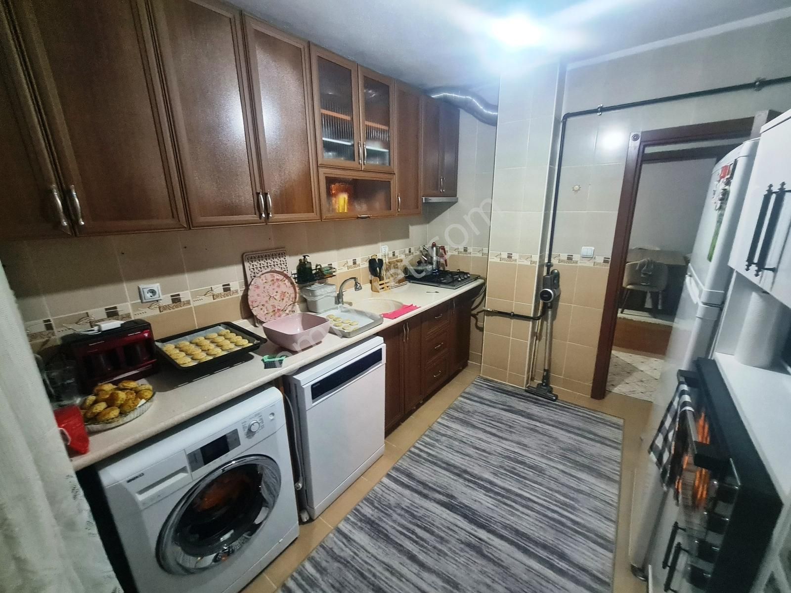 30 Ağustos Mh. Merkezi Konumda Ara Kat 2+1 Daire - Görsel 17