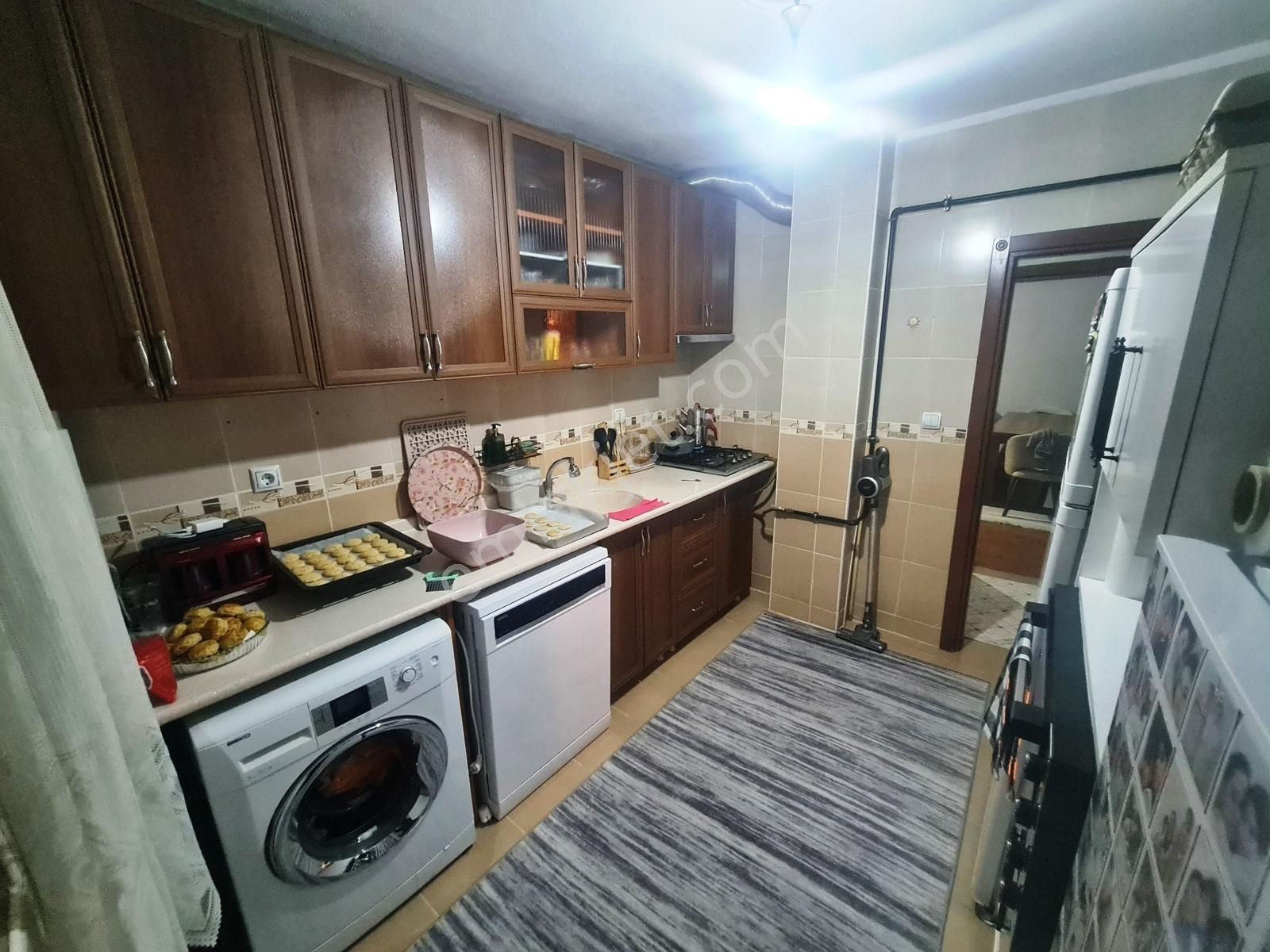 30 Ağustos Mh. Merkezi Konumda Ara Kat 2+1 Daire - Görsel 7