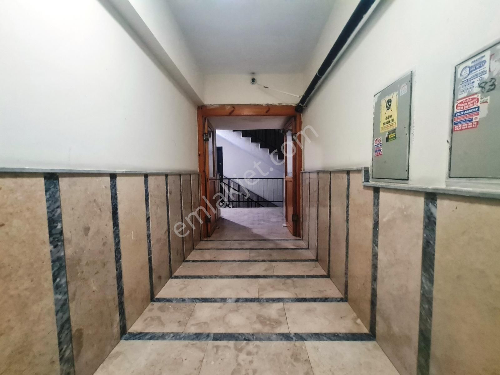 30 Ağustos Mh. Merkezi Konumda Ara Kat 2+1 Daire - Görsel 6