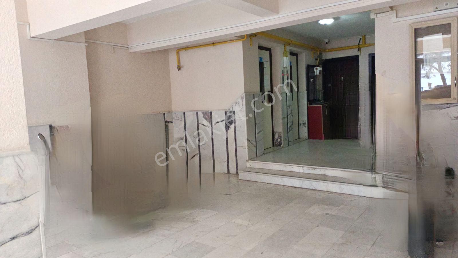 Buca İşçievleri'n De Satılık 3+1 Daire - Görsel 20