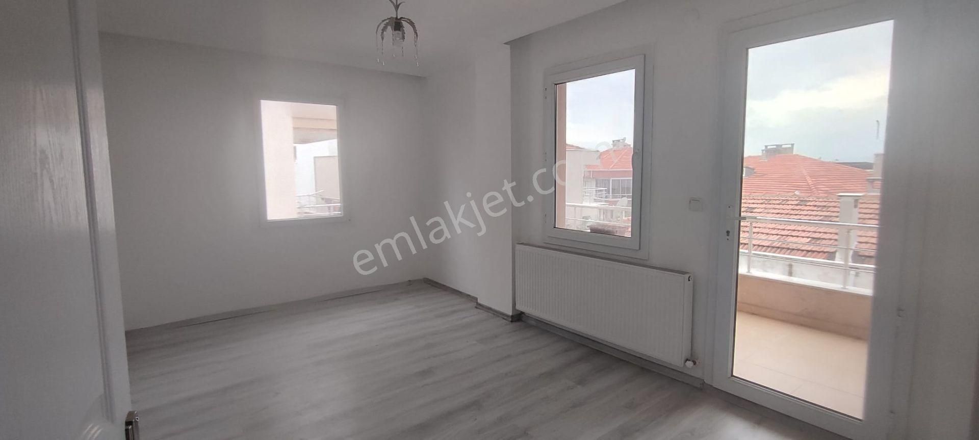 🏡denize Yakın | Yeni Tadilatlı | Alt+üst Kat | 2 Daire Tek Fiyat - Görsel 25