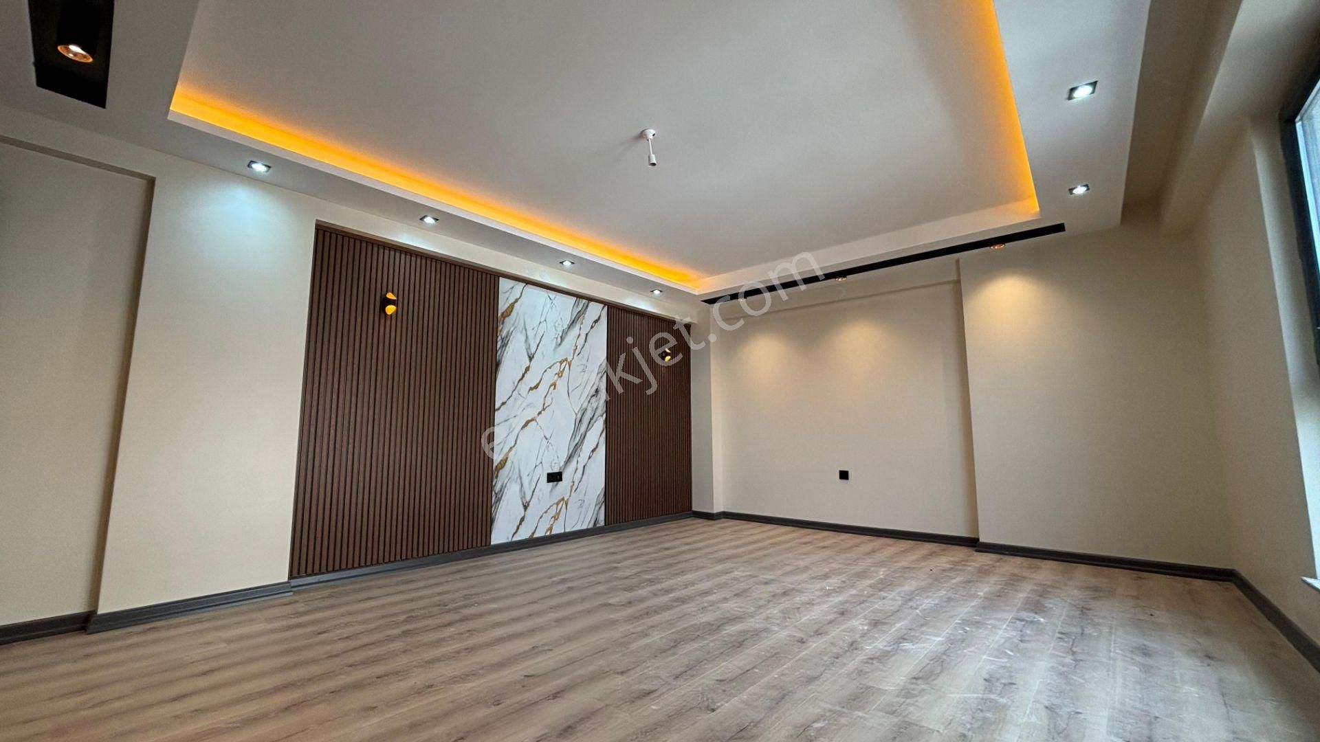 !recep Ümit'ten Çamlıca Mah. Tombakzade Blv. Yakınında Asansörlü Ultra Lüx 4+1 Dublex Daire Fç38! - Görsel 2