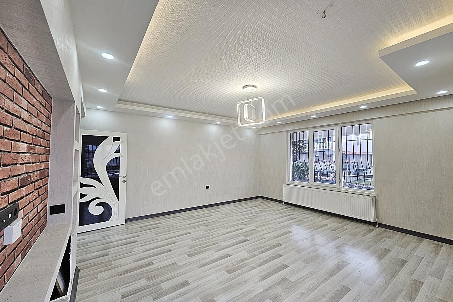 Karakaya Ziraat Bankası Yakını Modern Tasarımlı Lüks Yapılı Dair - Görsel 11