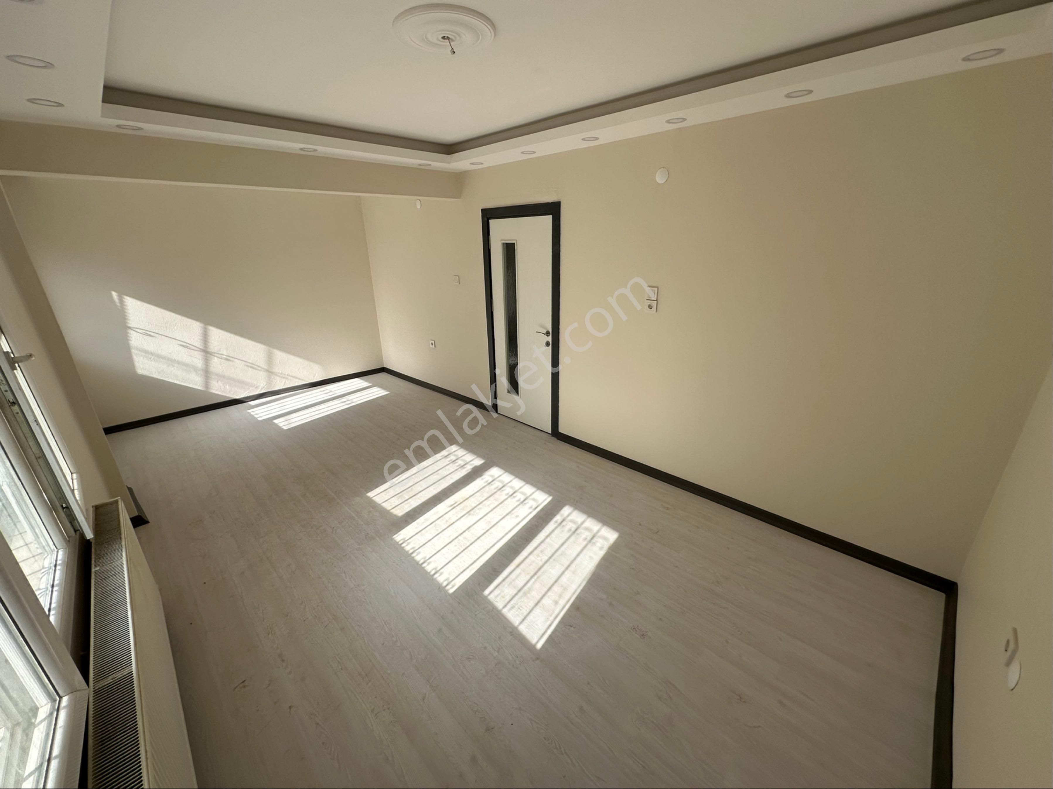 Ordu Caddesinin Dibinde 3+1 Doğalgazlı Yüksek Giriş Kapalı Mutfak - Görsel 6