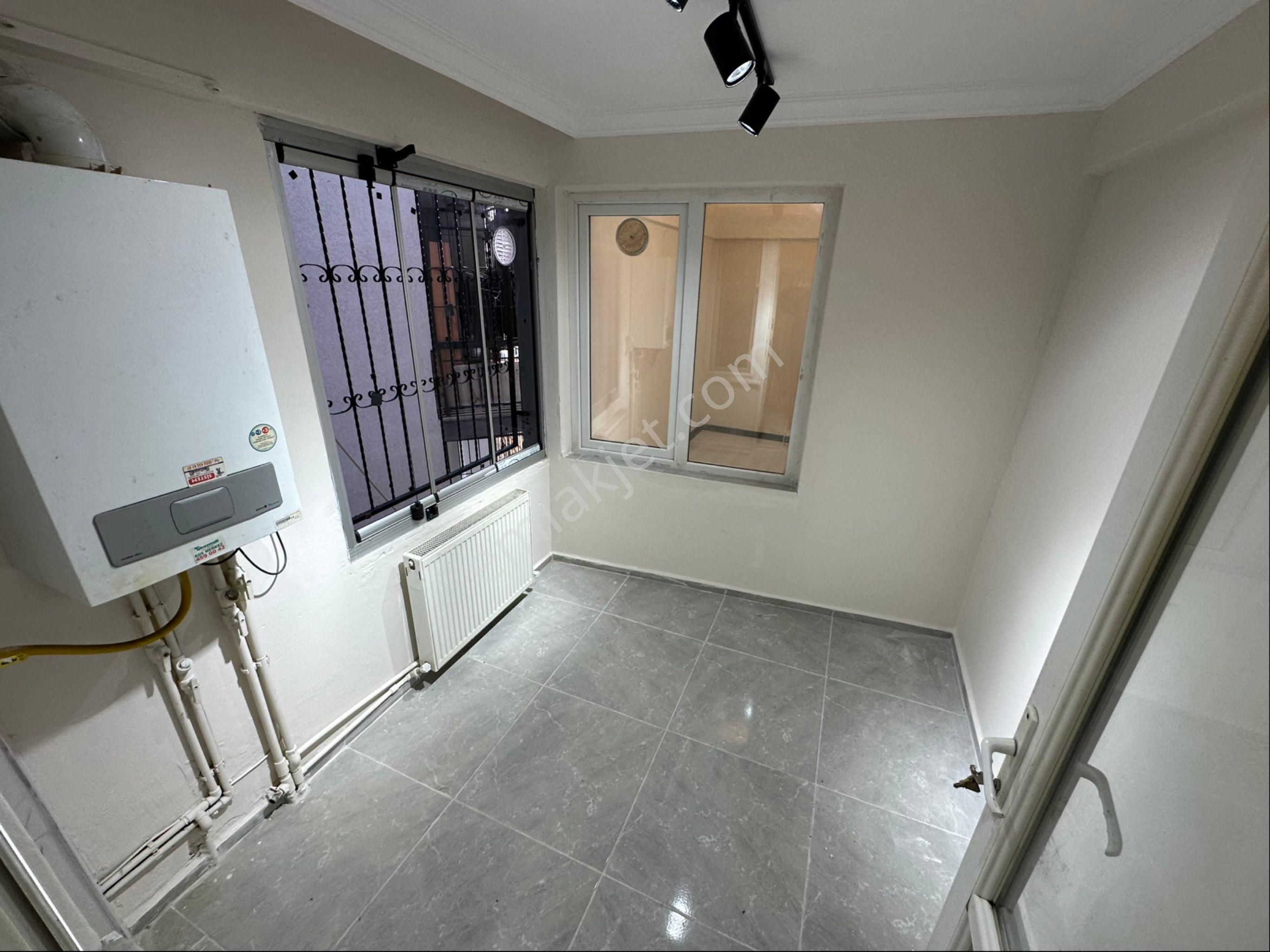 Ordu Caddesinin Dibinde 3+1 Doğalgazlı Yüksek Giriş Kapalı Mutfak - Görsel 22