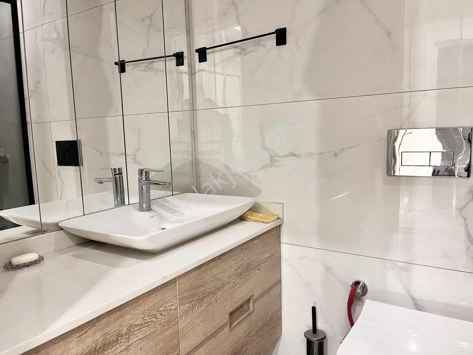 Remax Leon Esma Sultan Konakları 2+1 Eşyalı Kiralık Lüks Daire - Görsel 24