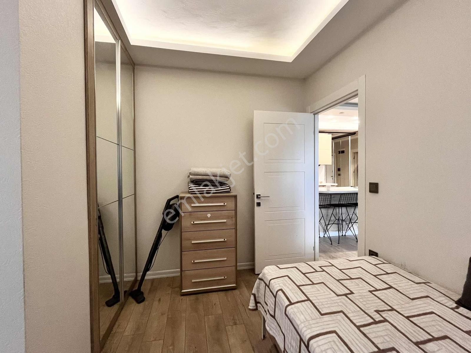 Remax Leon Esma Sultan Konakları 2+1 Eşyalı Kiralık Lüks Daire - Görsel 12