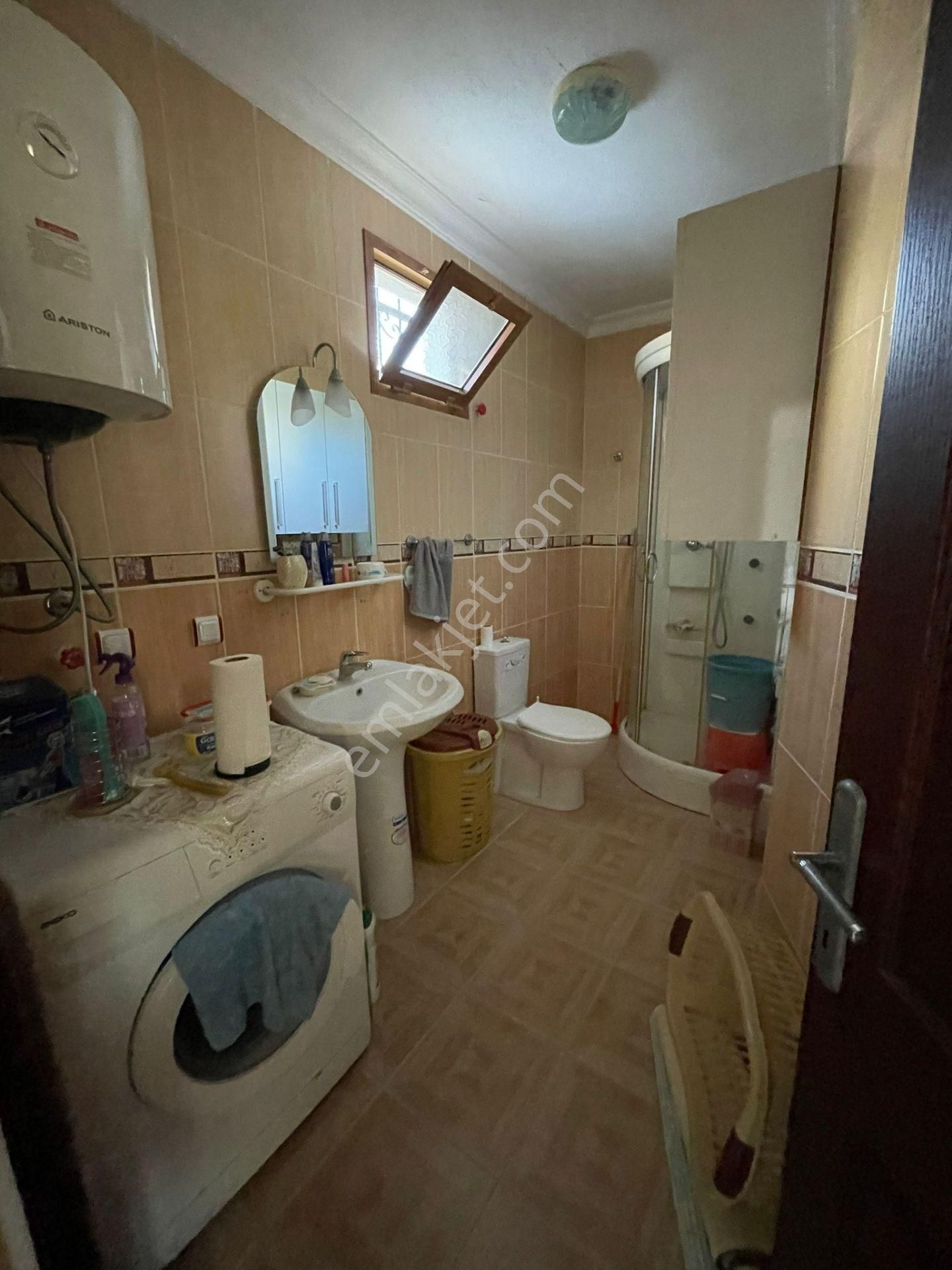 Kuşadası Sahilde,havuzlu Sitede, 3+1 Müstakil Villa - Görsel 32