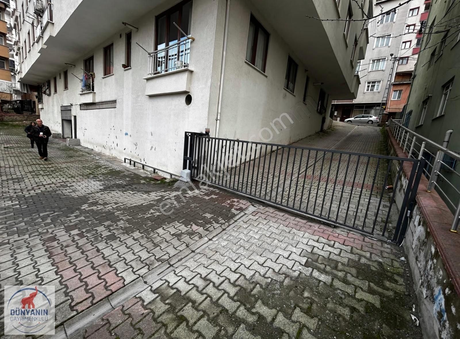 Fındıklıda Genç Binada 2+1 Satılık Daire - Görsel 18