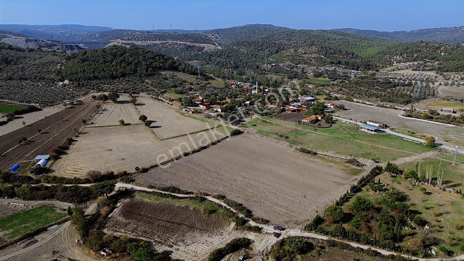 Kınık Musacalı Mahallesi Köy Civarı 16.717 M2 Satılık Tarla