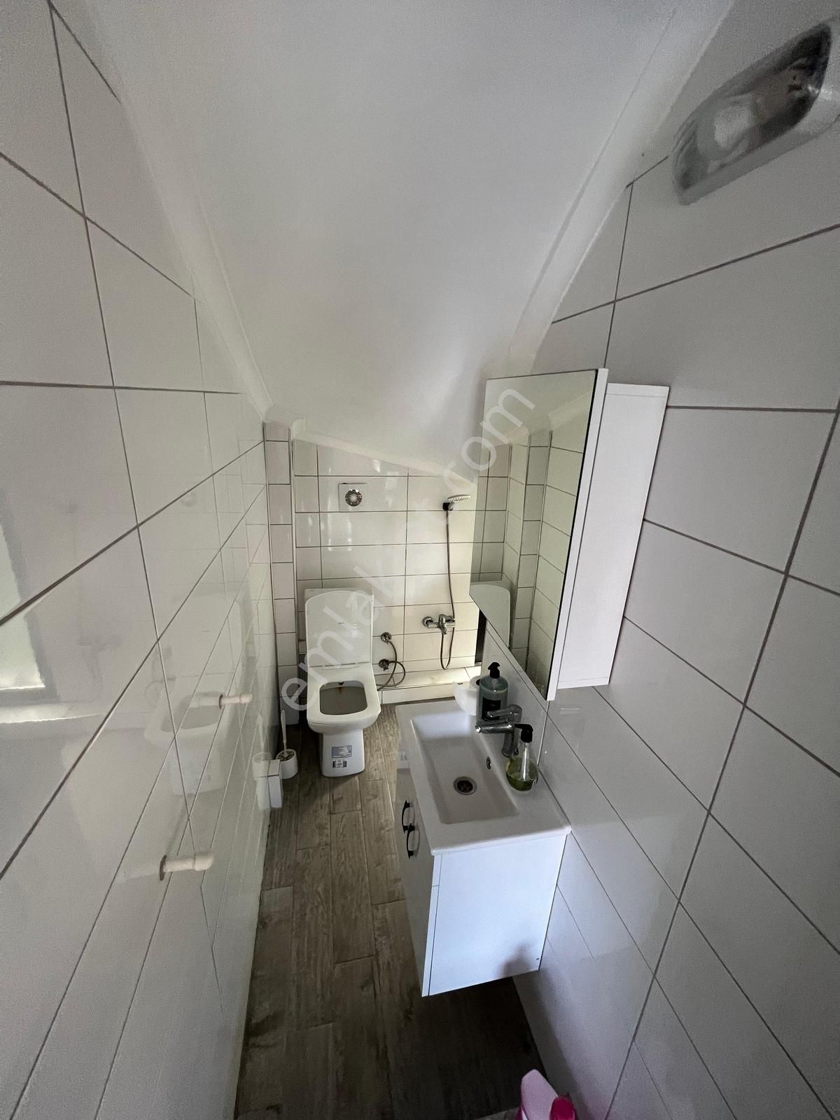 Dikili Merkez'de Denize Yakın | 5+1 Tripleks Müstakil Villa - Görsel 5