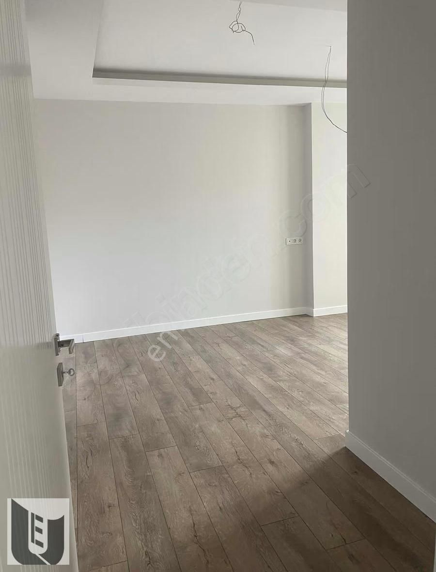 Uydukent Emlaktan Satılık Lüks Daire/selçuklu Dörtyol Mah. 4+1 - Görsel 17