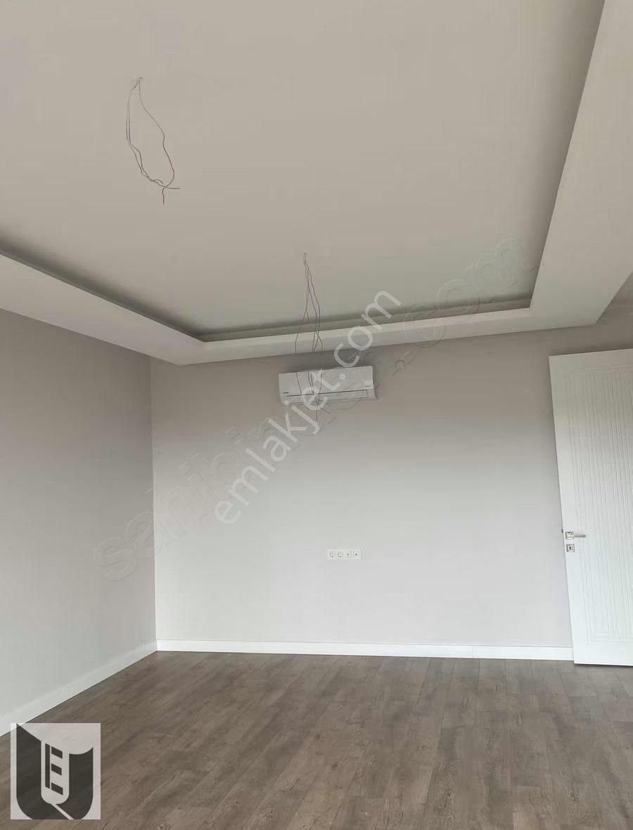 Uydukent Emlaktan Satılık Lüks Daire/selçuklu Dörtyol Mah. 4+1 - Görsel 6