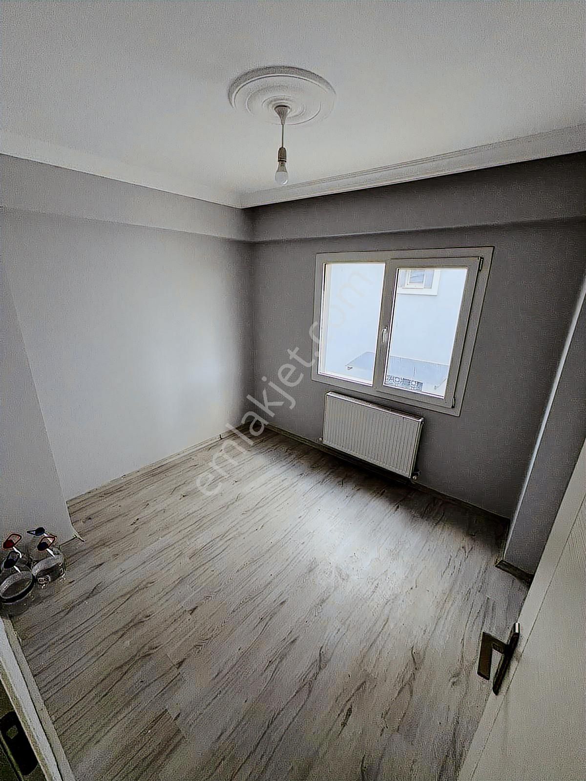 Fatih Mahallesin'de Ara Kat 2+1 Kiralık Daire - Görsel 20