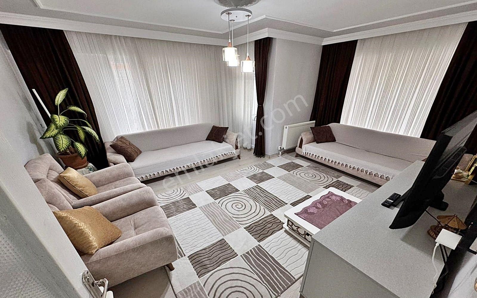 Arden Yapı'dan Bahçelievlerde İskanlı Kombili Çift Balkonlu 2+1 - Görsel 7