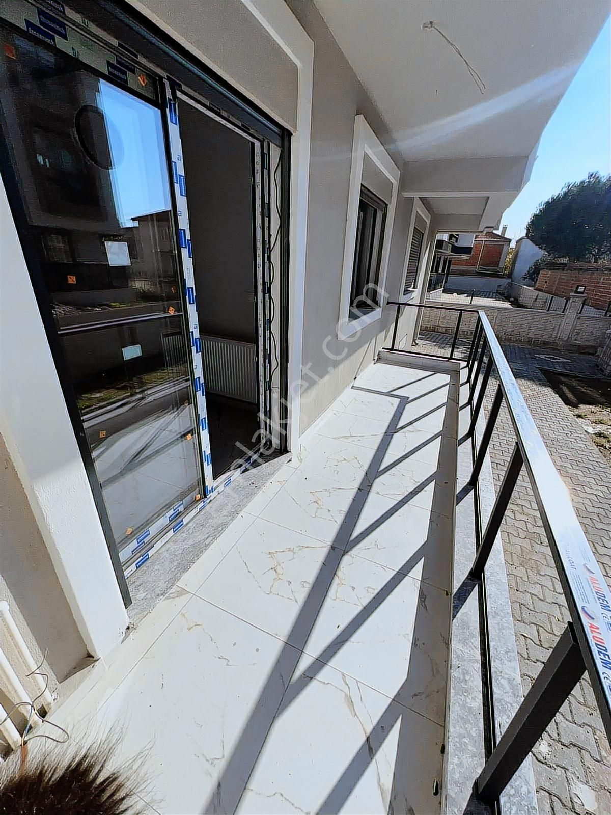 Bergama Gaziosmanpaşa Mahallesin'de Satılık 2+1 Daire - Görsel 18