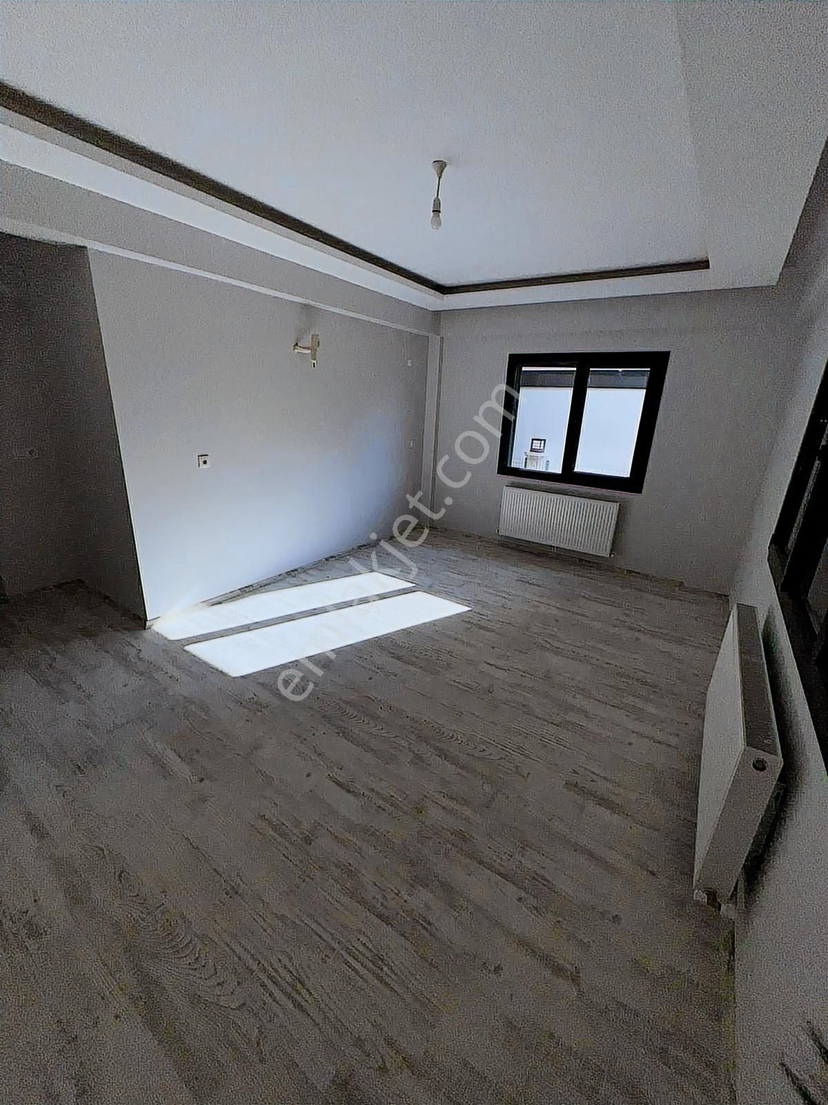 Bergama Gaziosmanpaşa Mahallesin'de Satılık 2+1 Daire - Görsel 11