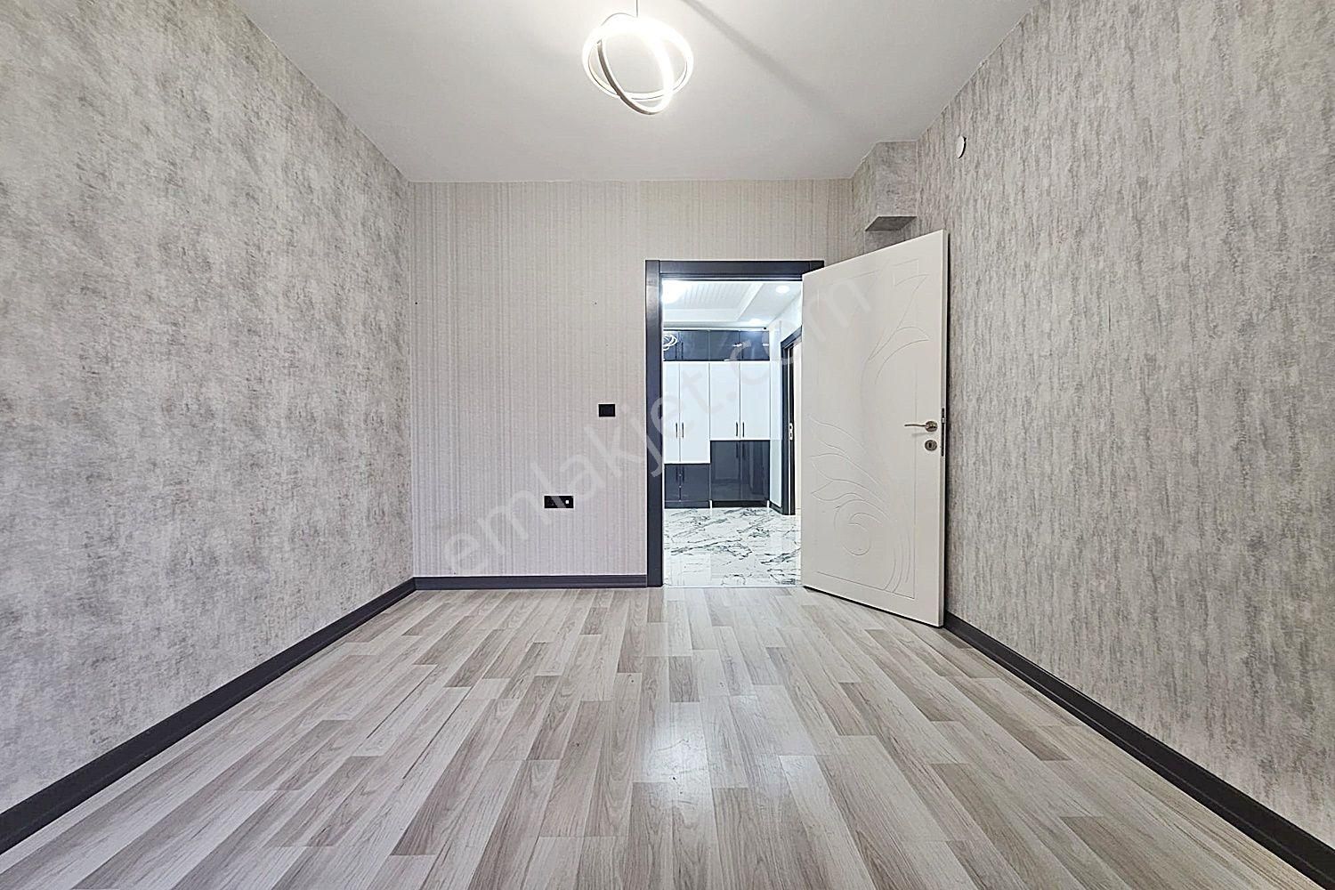 Karakaya'da Ziraat Bankası Yakını Modern Tasarımlı Lüks Yapılı Daire - Görsel 21