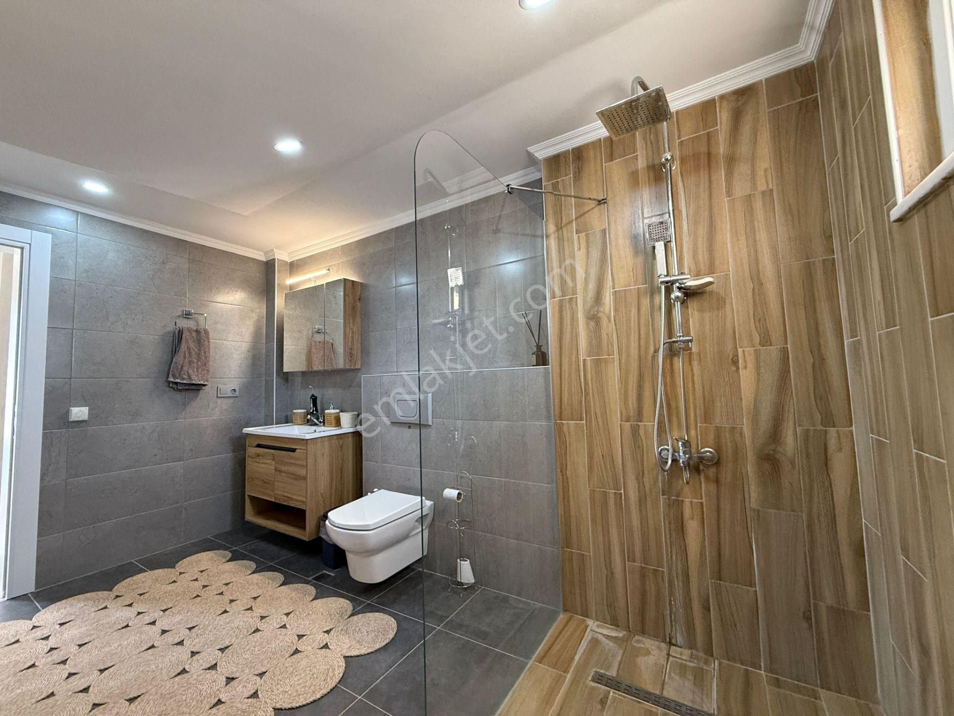 Alanya’da Denize Yakın Geniş 3+1 Dubleks Daire - Görsel 17