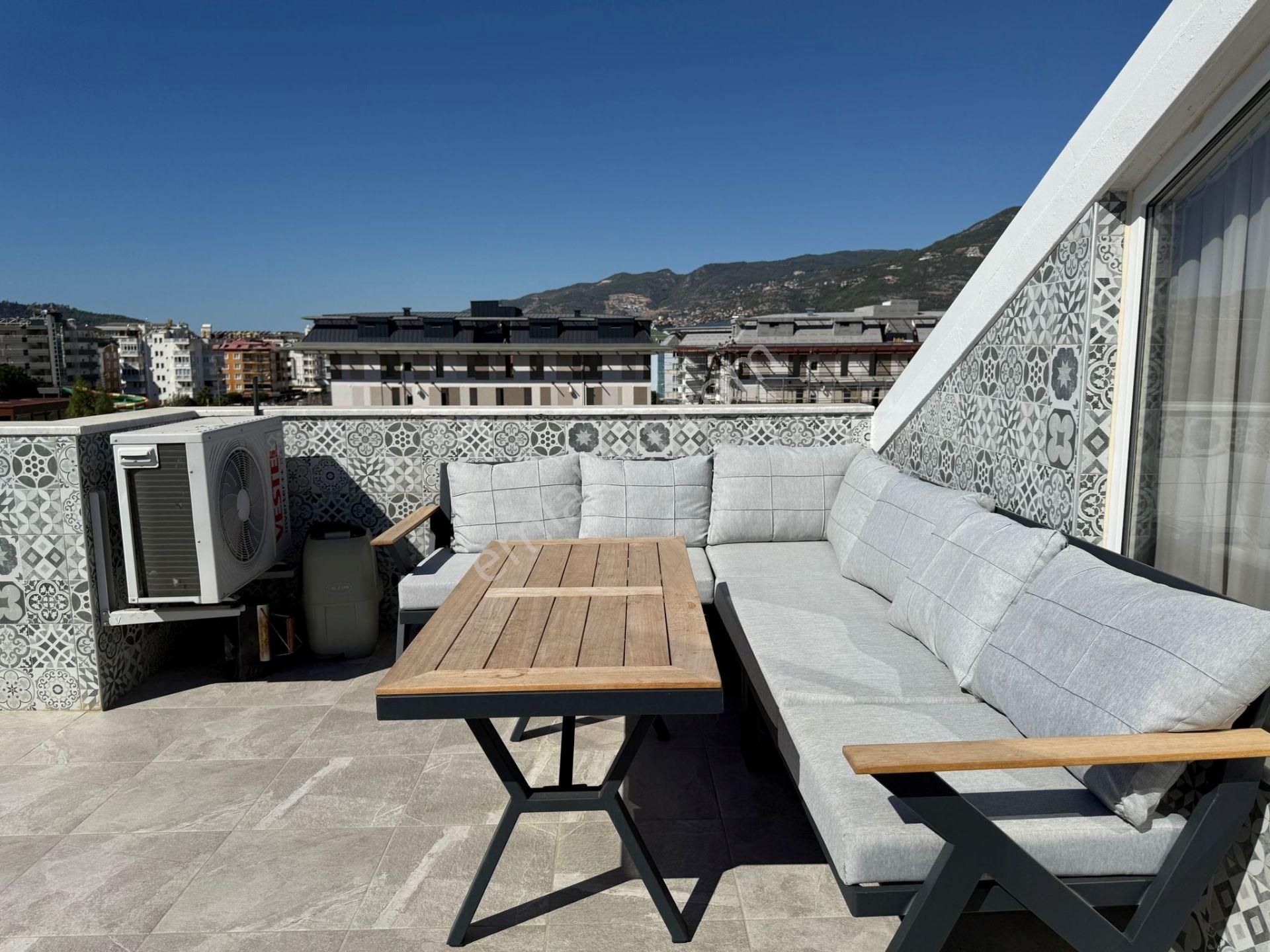 Alanya’da Denize Yakın Geniş 3+1 Dubleks Daire