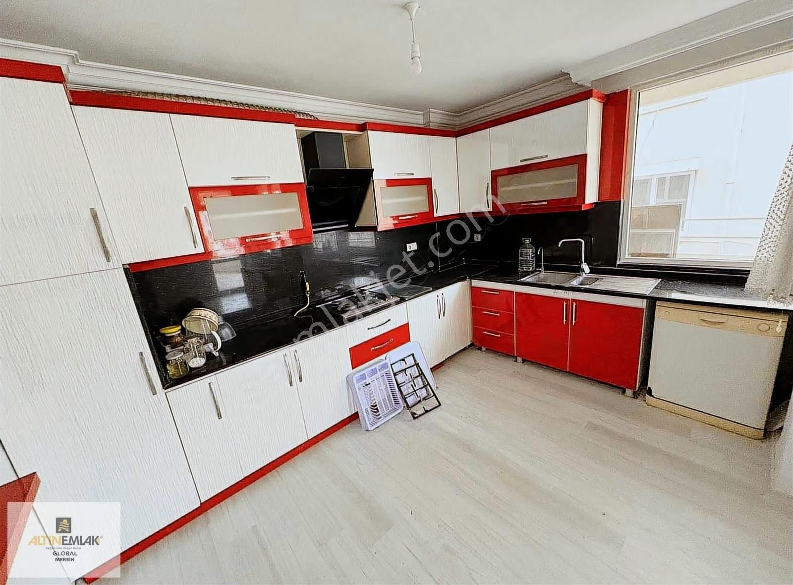 Altın Emlak'tn Hilton Civarı Doğalgazlı,geniş,eşyalı Daire - Görsel 3