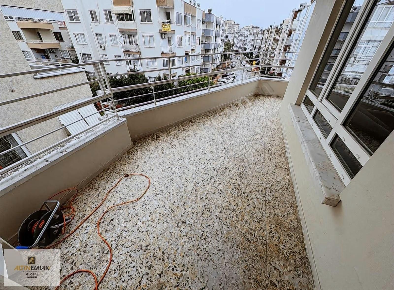 Altın Emlak'tn Hilton Civarı Doğalgazlı,geniş,eşyalı Daire - Görsel 9