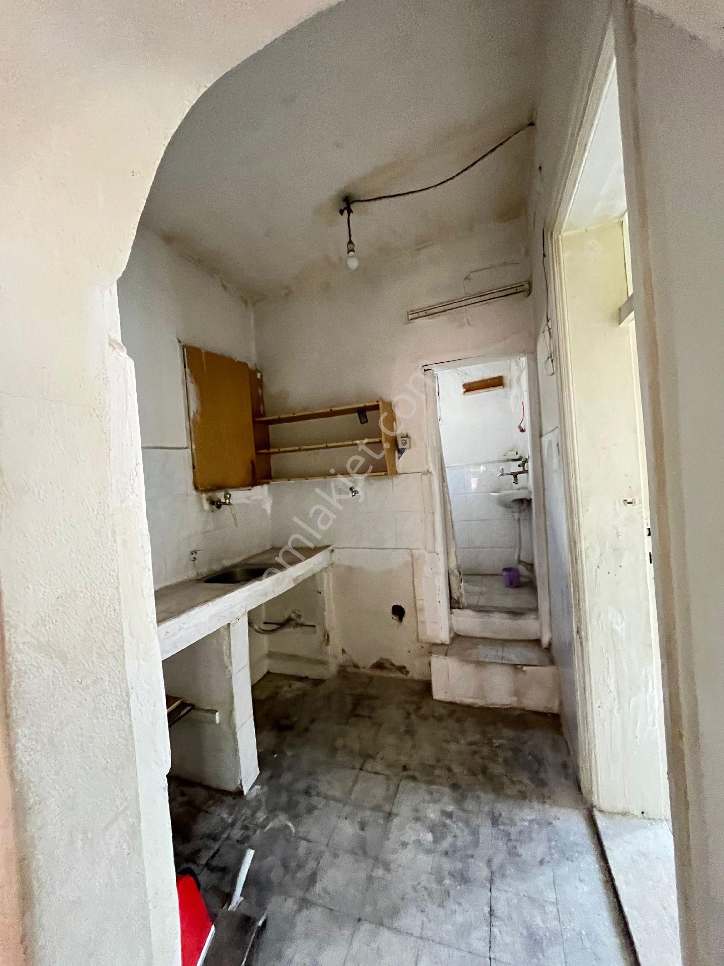 İzmir Konak Sakarya Mah.de 2katlı Satılık Müstakil - Görsel 33