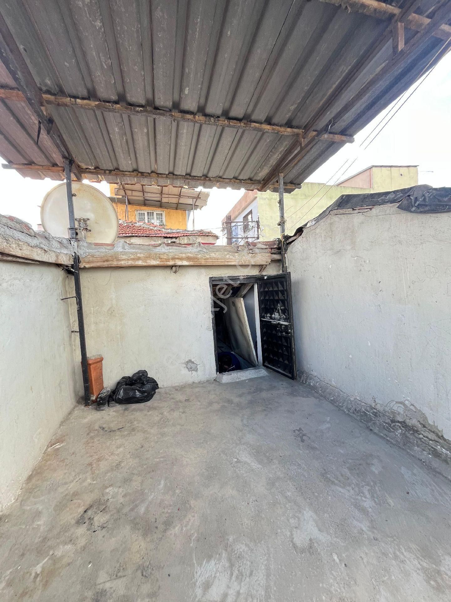 İzmir Konak Sakarya Mah.de 2katlı Satılık Müstakil - Görsel 18