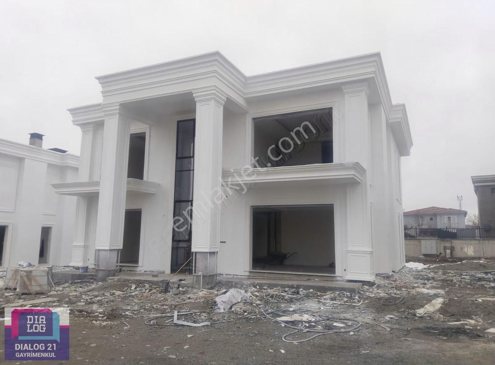 Üniversite Yanı Kutay Da Satılık Kelepir Villa