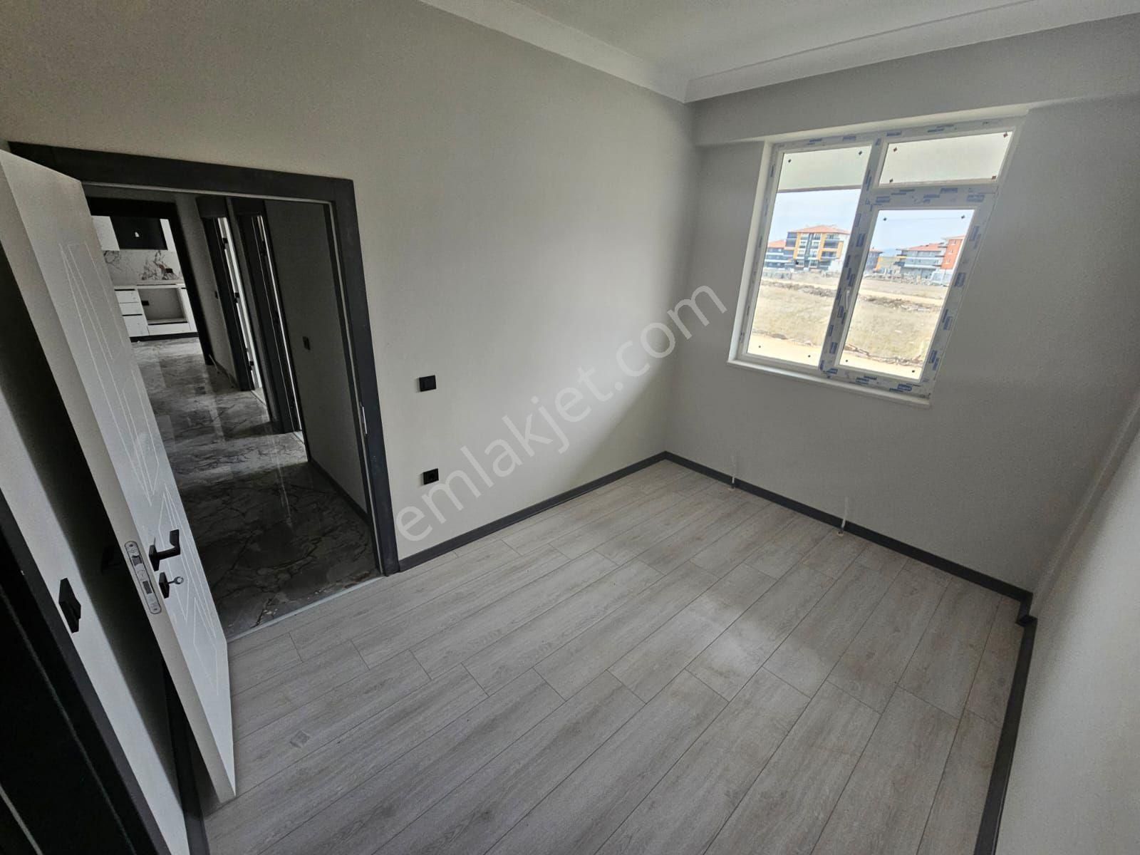 3+1 Sıfır Y.giriş Ebeveyn Banyolu Asansörlü Menderes Te - Görsel 14