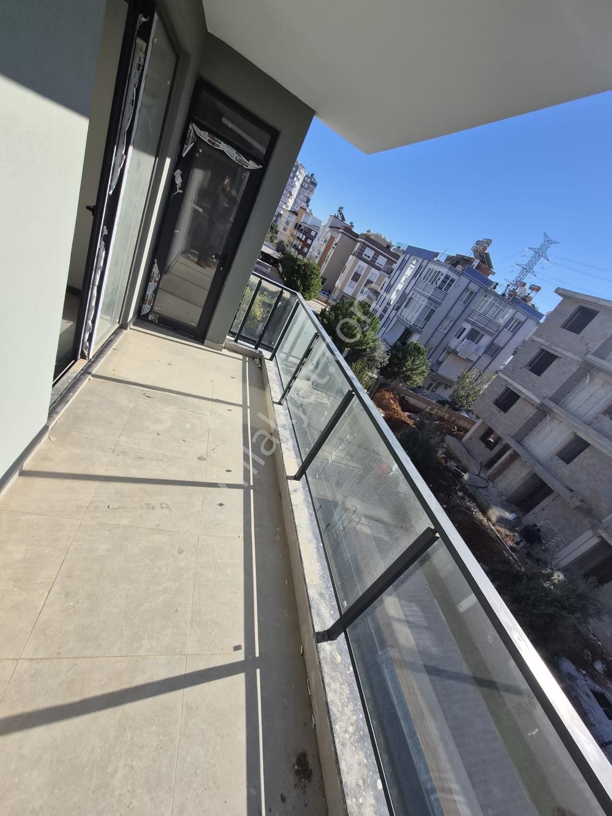 Karşıyaka Mah 3+1 120 M²asansörlü Güvenlikli Asansörlü - Görsel 3