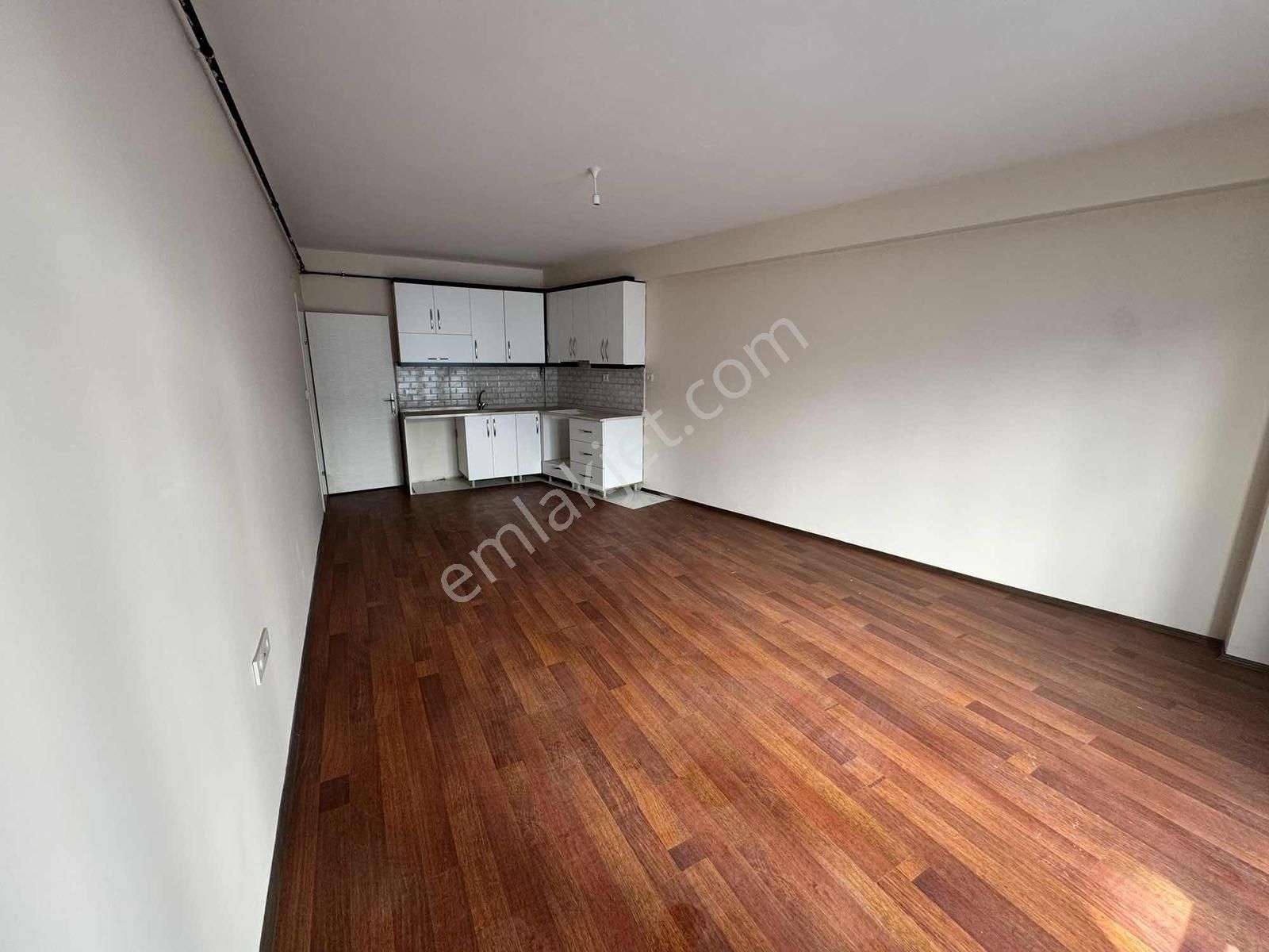 Çalı Gümüşlükte Ön Cepheye Bakan, Geniş Balkonlu 2+1 Daire! - Görsel 5