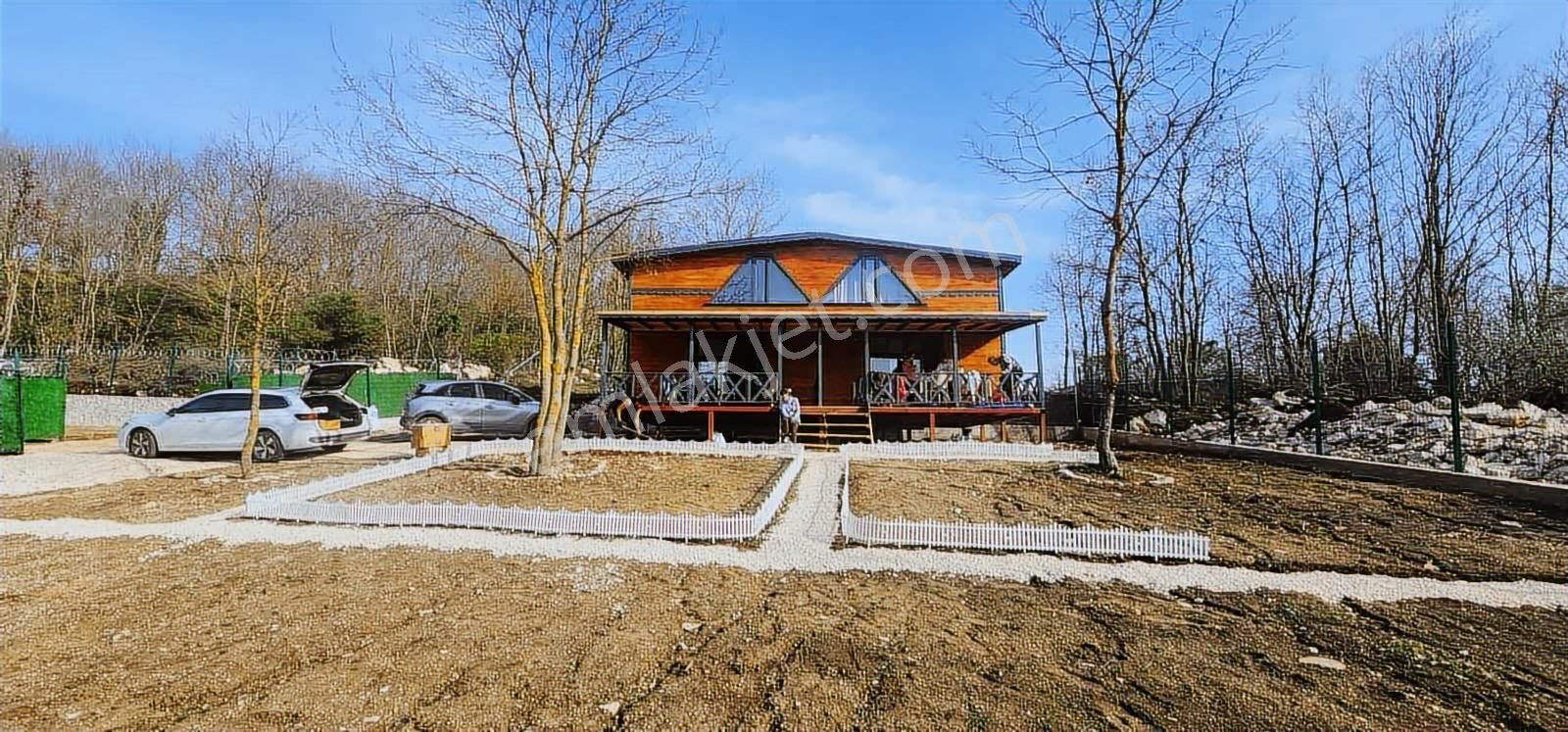 Korubaşında 2 Aileye Uygun Satılık Bungalovlu Arazi! - Görsel 2