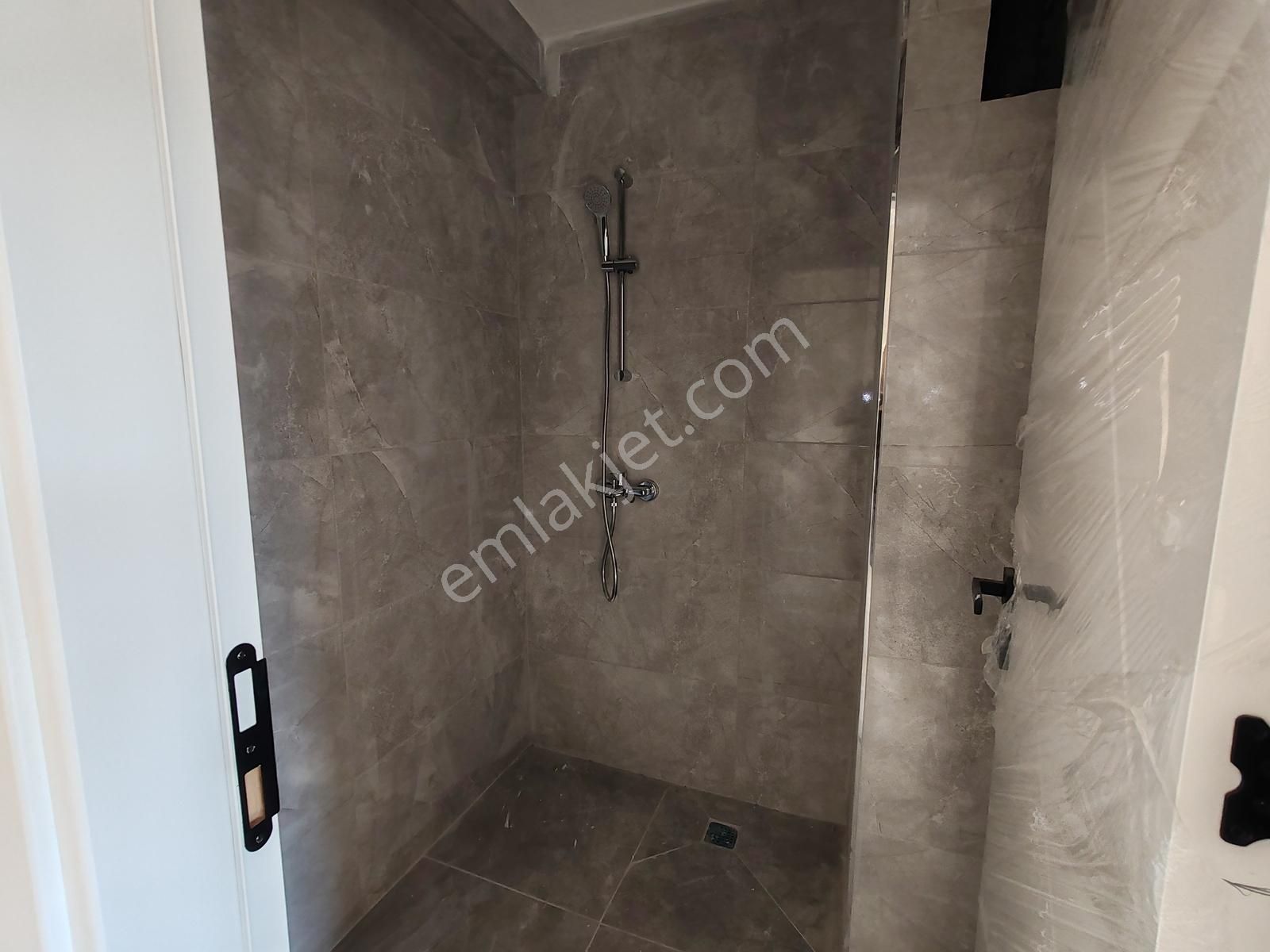 Kayapa Çamlık Bölgesinde Sıfır 2+1 Daireler - Görsel 28