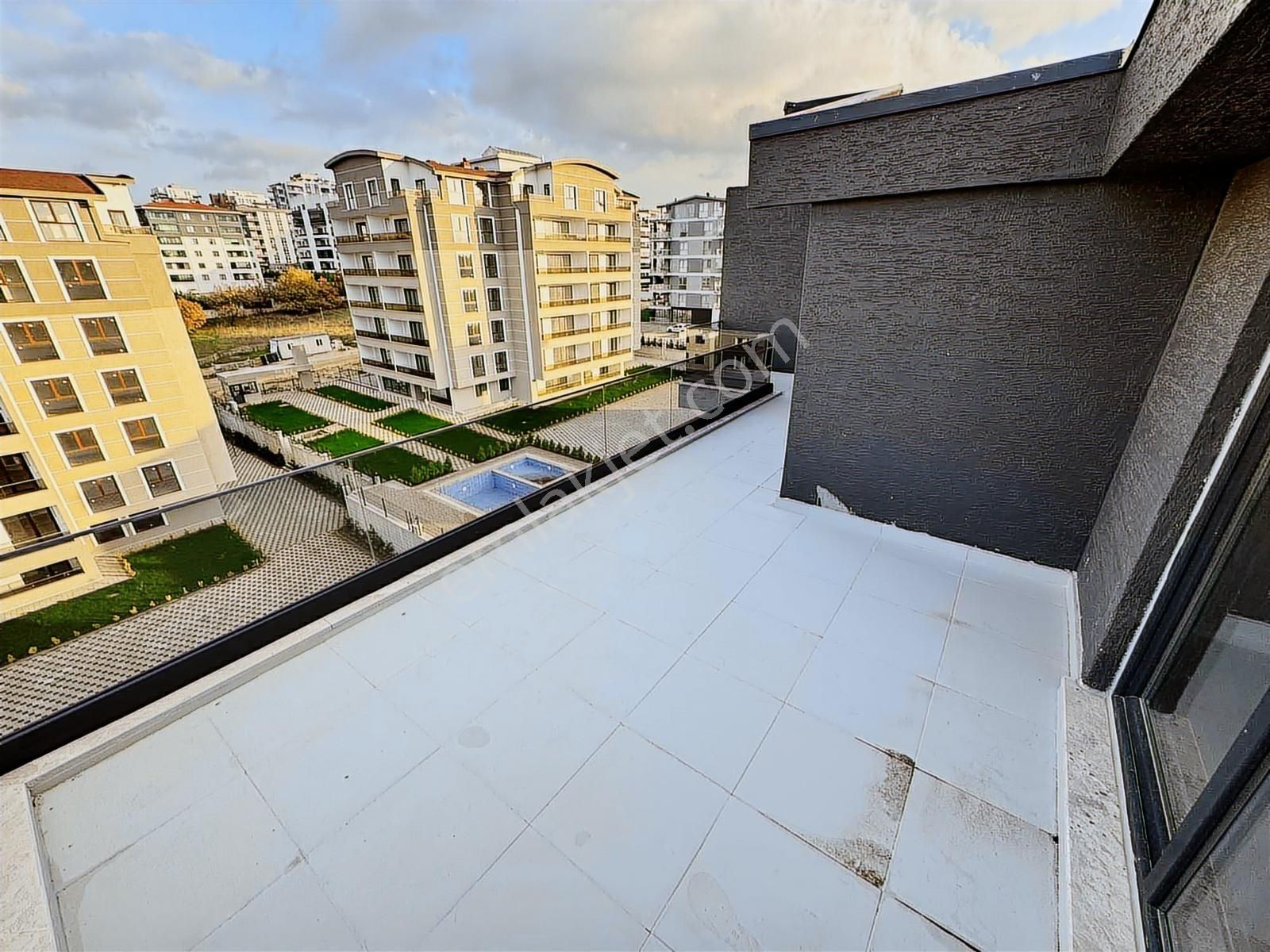 Kayapa Havuzlu Sitede 4+1 160 M² Dubleks Kredi Kullanımına Uygun - Görsel 27