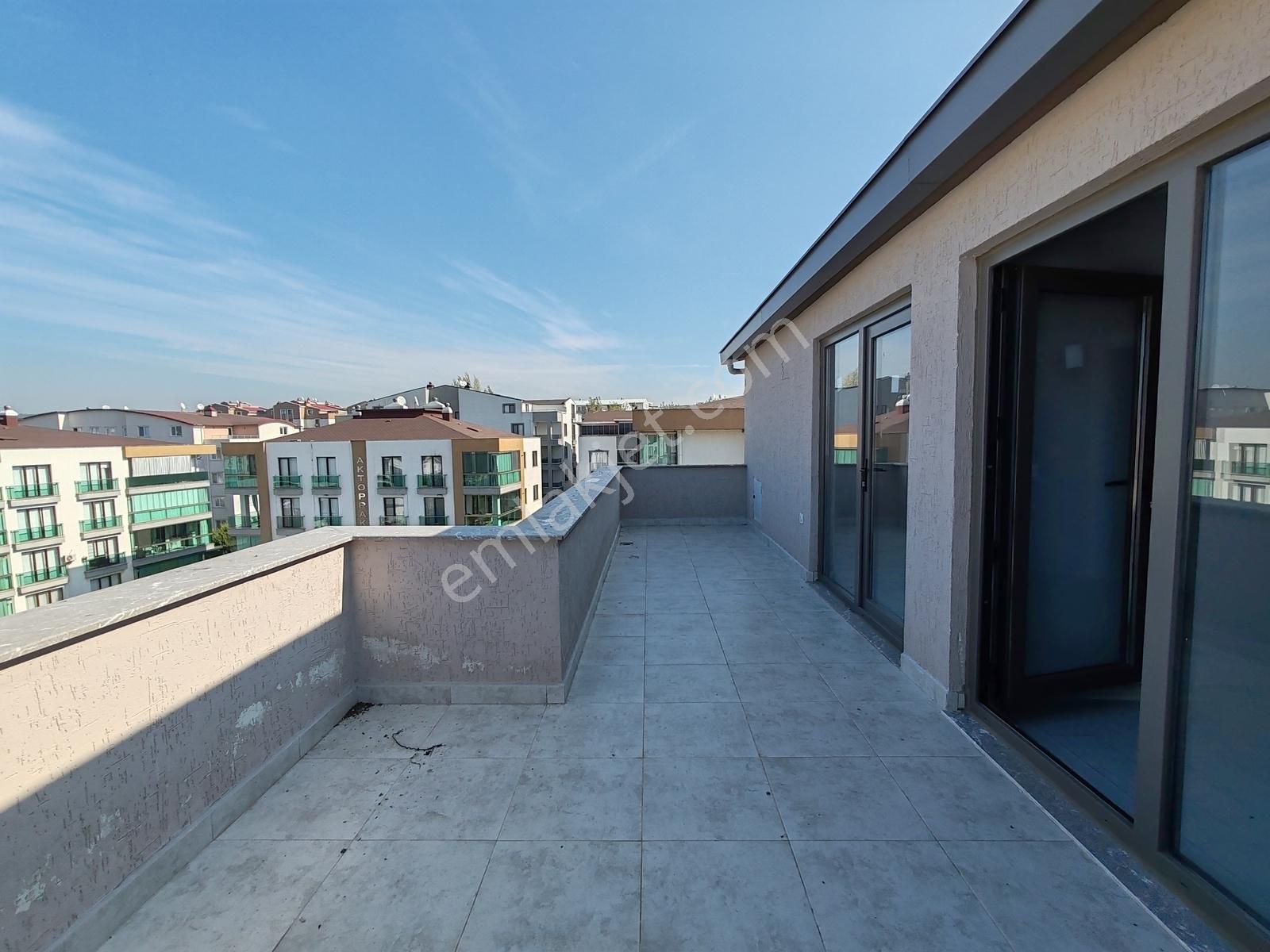 Nilüfer Akçalar 4+1 230 M2 Geniş Teraslı Dubleks - Görsel 10