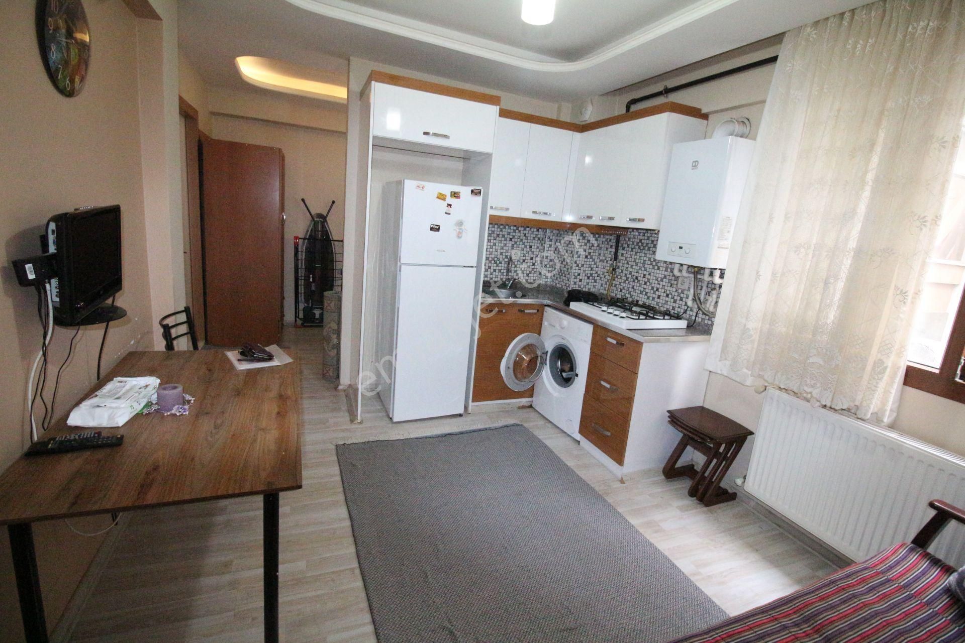 Arga'dan Buca Üçkuyular'da Eşyalı D.gazlı 1+1 Kiralık Daire . - Görsel 9