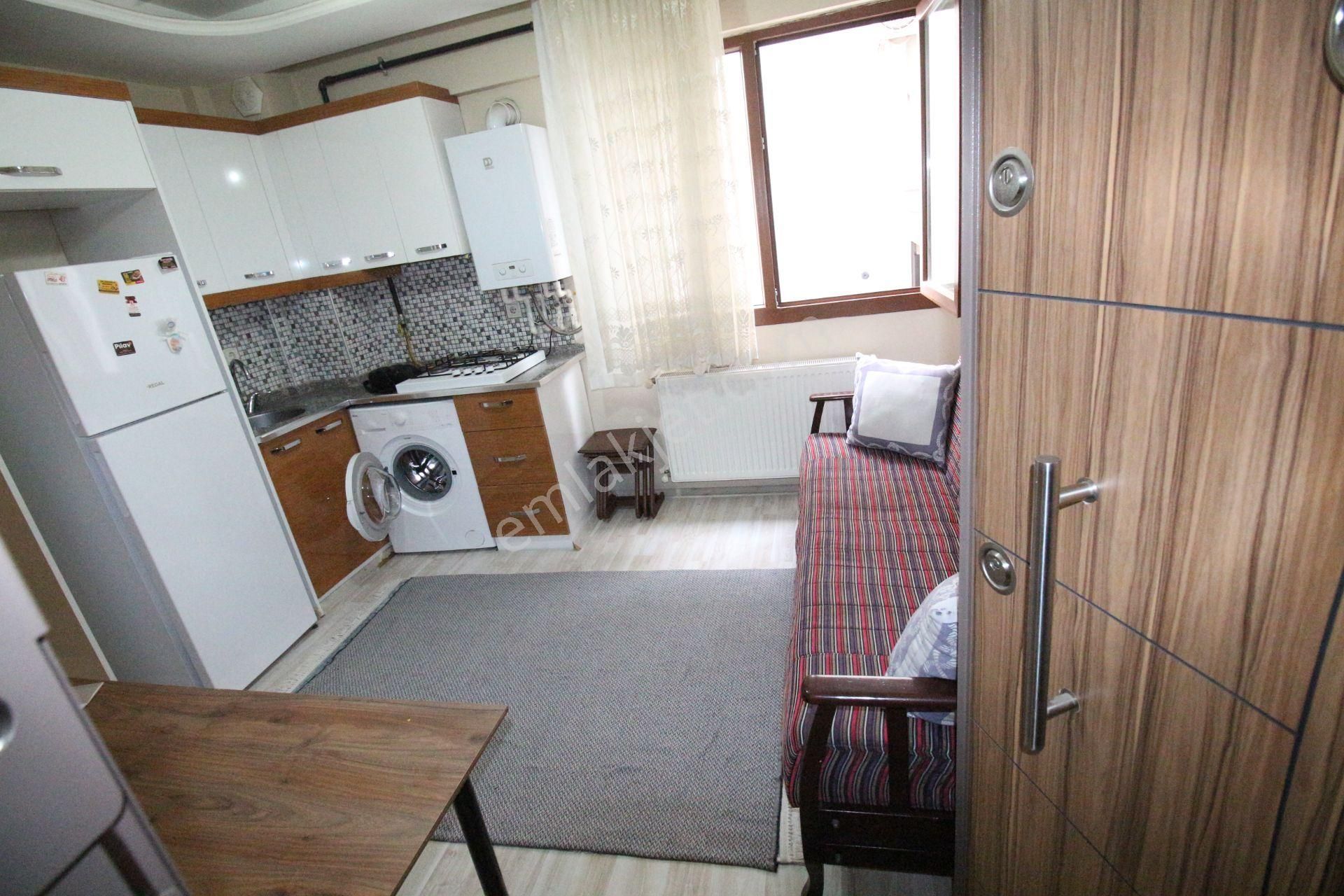 Arga'dan Buca Üçkuyular'da Eşyalı D.gazlı 1+1 Kiralık Daire . - Görsel 14