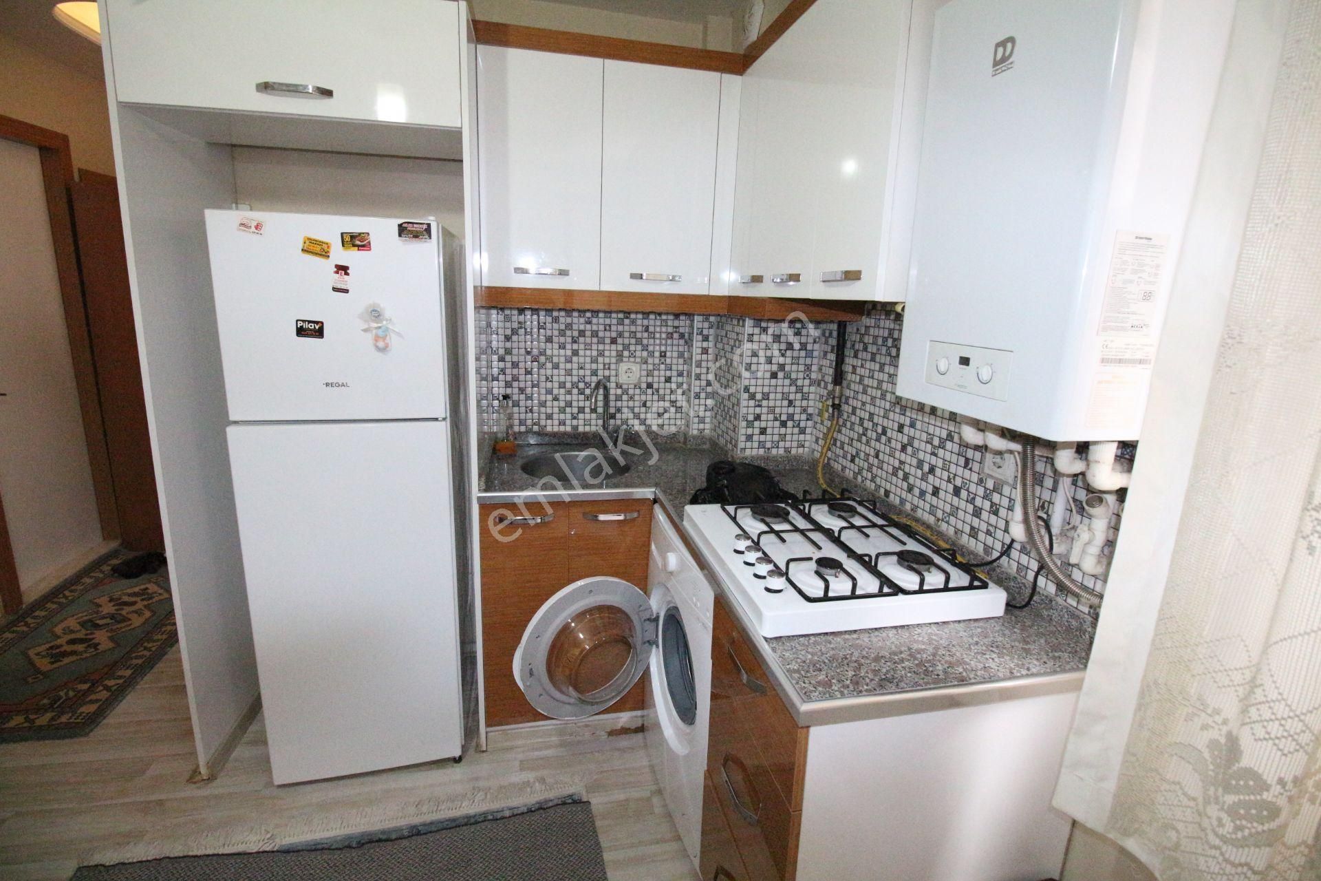 Arga'dan Buca Üçkuyular'da Eşyalı D.gazlı 1+1 Kiralık Daire . - Görsel 16