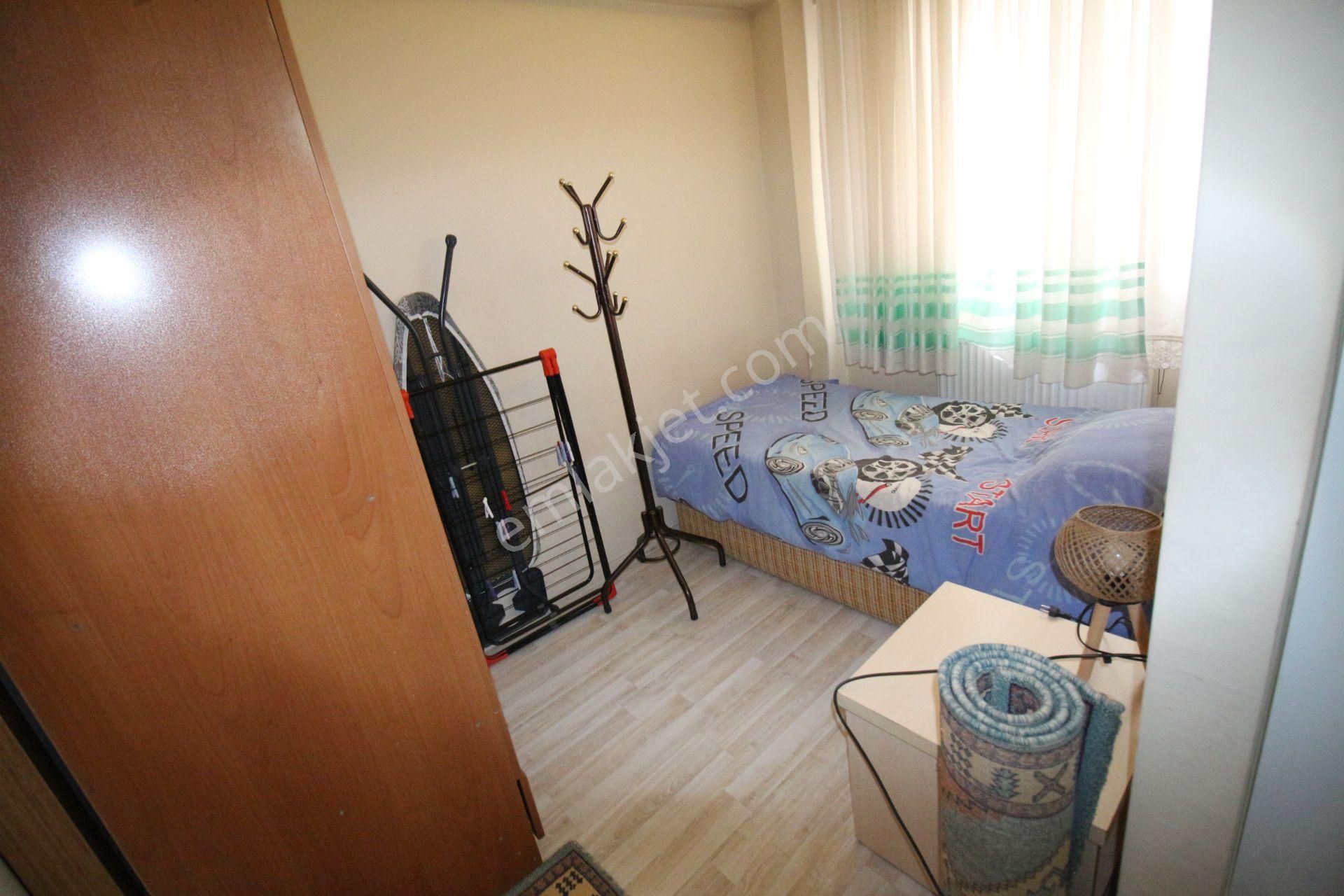 Arga'dan Buca Üçkuyular'da Eşyalı D.gazlı 1+1 Kiralık Daire . - Görsel 19