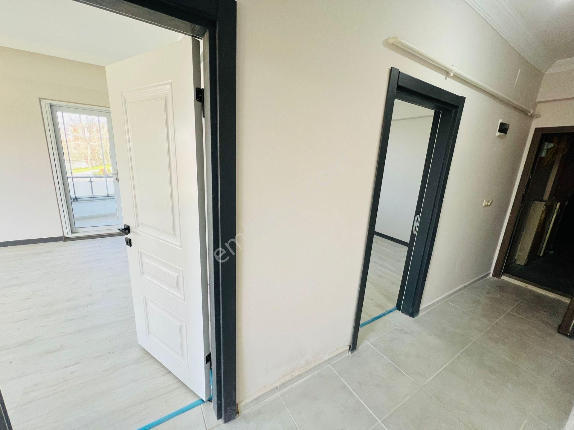 Havuzlu Sitede Harika Bahçe Katı 2+1 Daire | Cam Balkonlu - Görsel 14