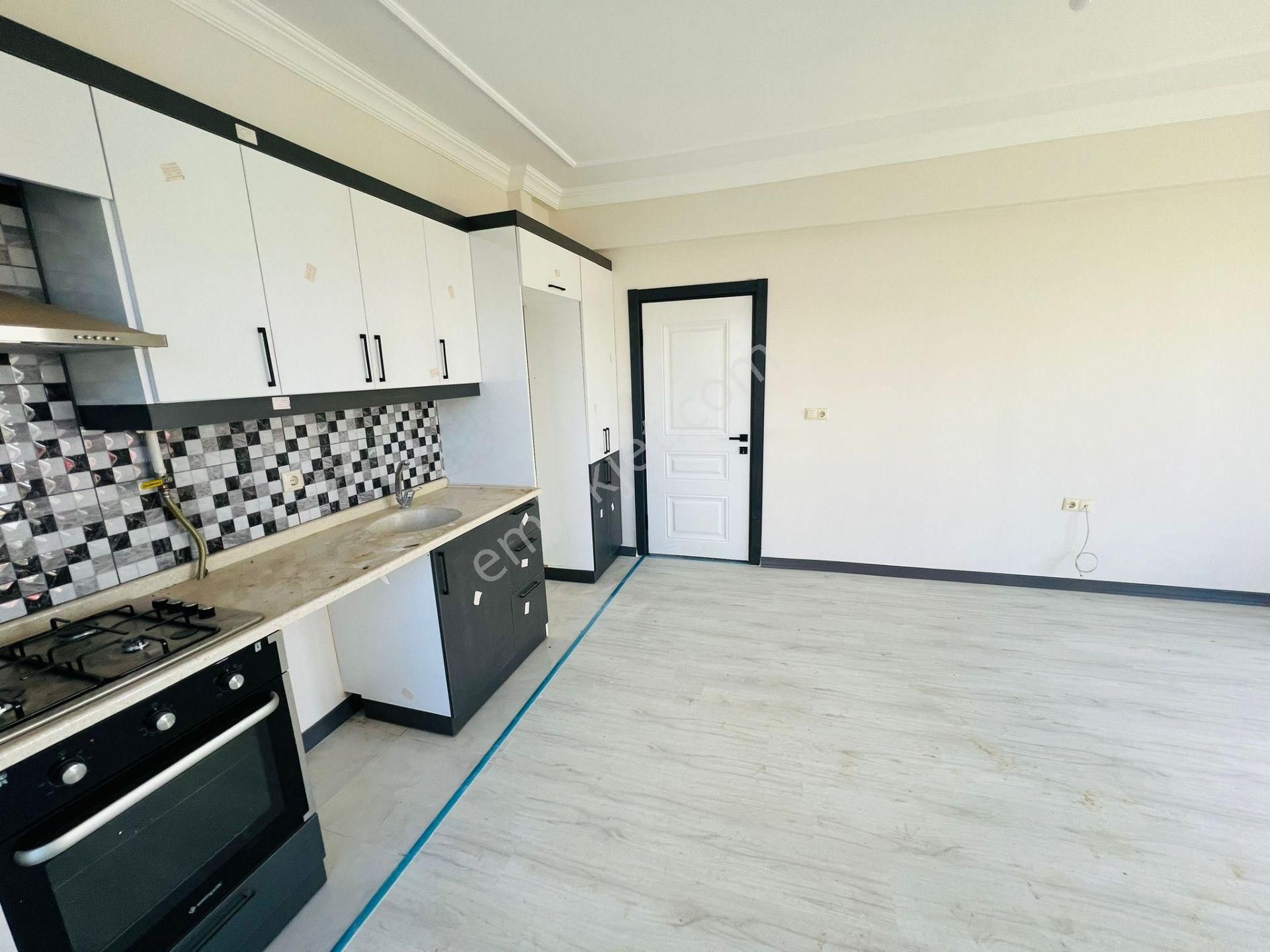Havuzlu Sitede Harika Bahçe Katı 2+1 Daire | Cam Balkonlu - Görsel 9