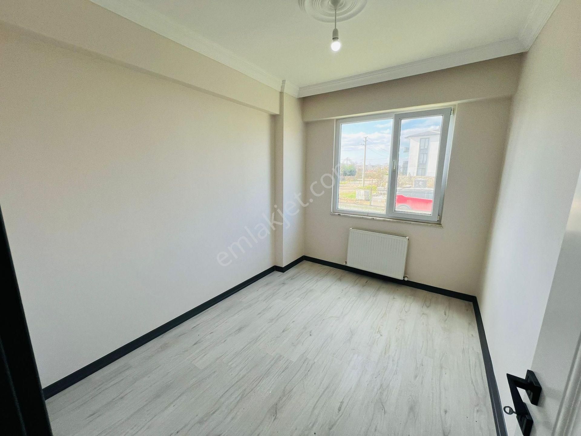 Havuzlu Sitede Harika Bahçe Katı 2+1 Daire | Cam Balkonlu - Görsel 17