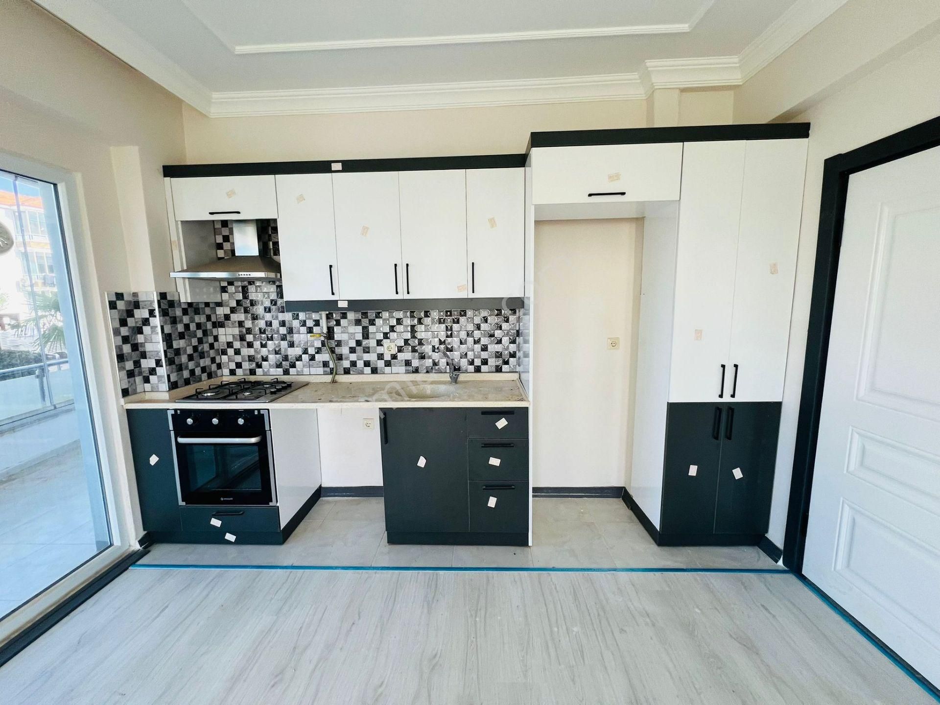 Havuzlu Sitede Harika Bahçe Katı 2+1 Daire | Cam Balkonlu - Görsel 21