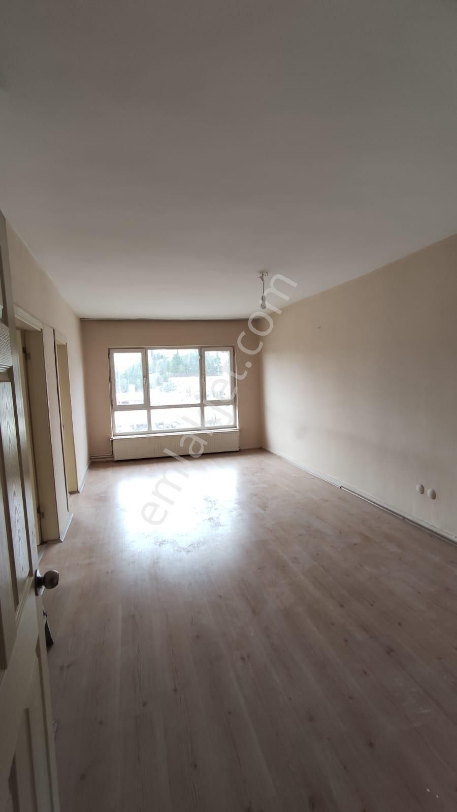 Demirlibahçe De Acil Satılık Katta 3+1 Daire - Görsel 14