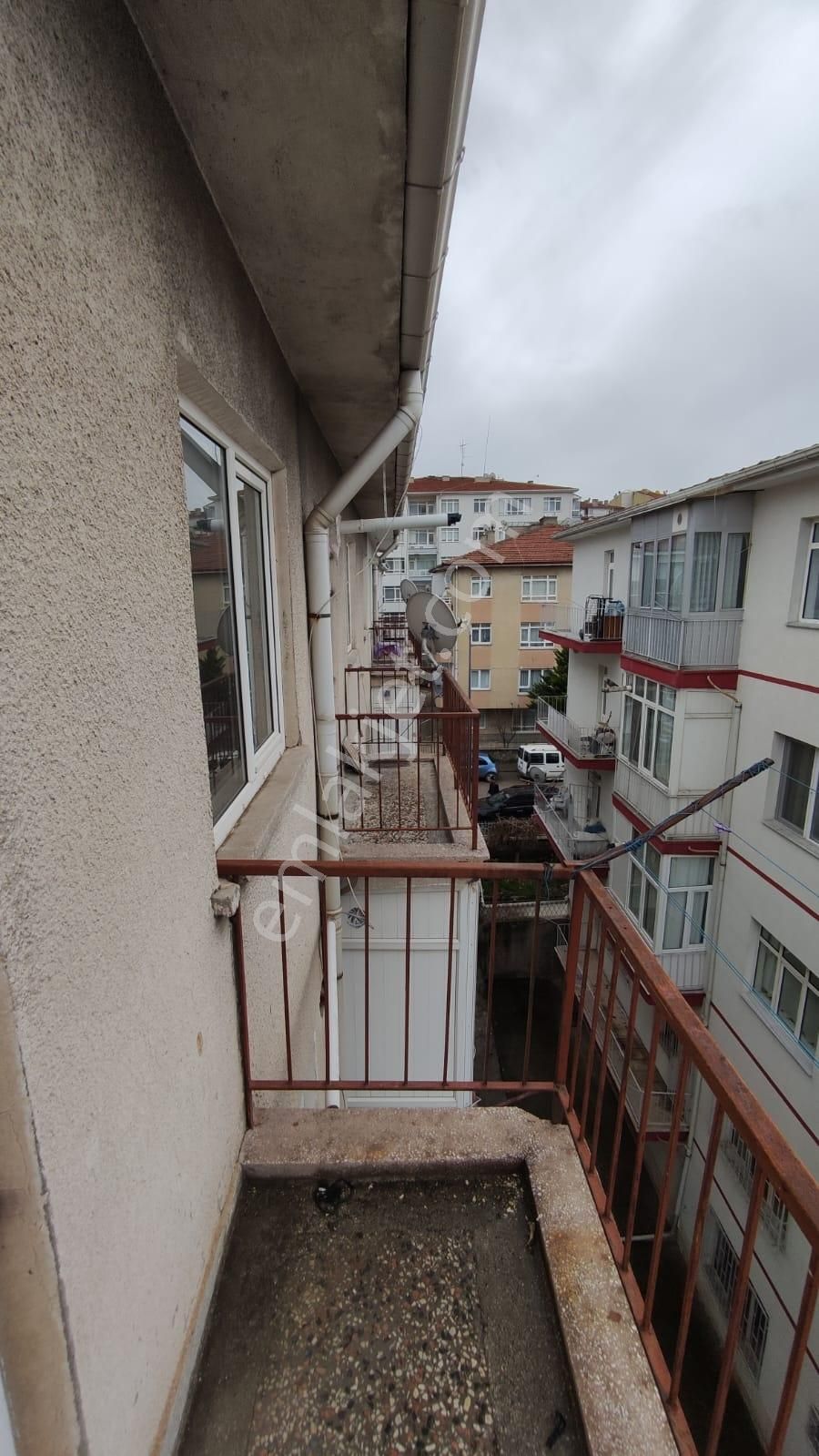 Demirlibahçe De Acil Satılık Katta 3+1 Daire - Görsel 18