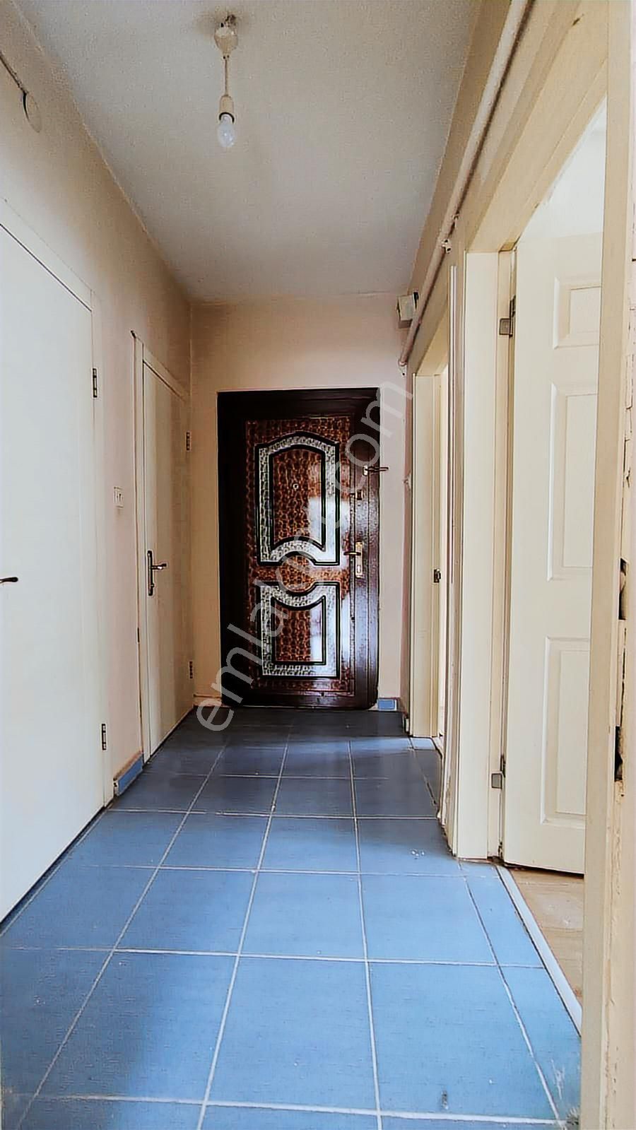 Demirlibahçe De Acil Satılık Katta 3+1 Daire - Görsel 24