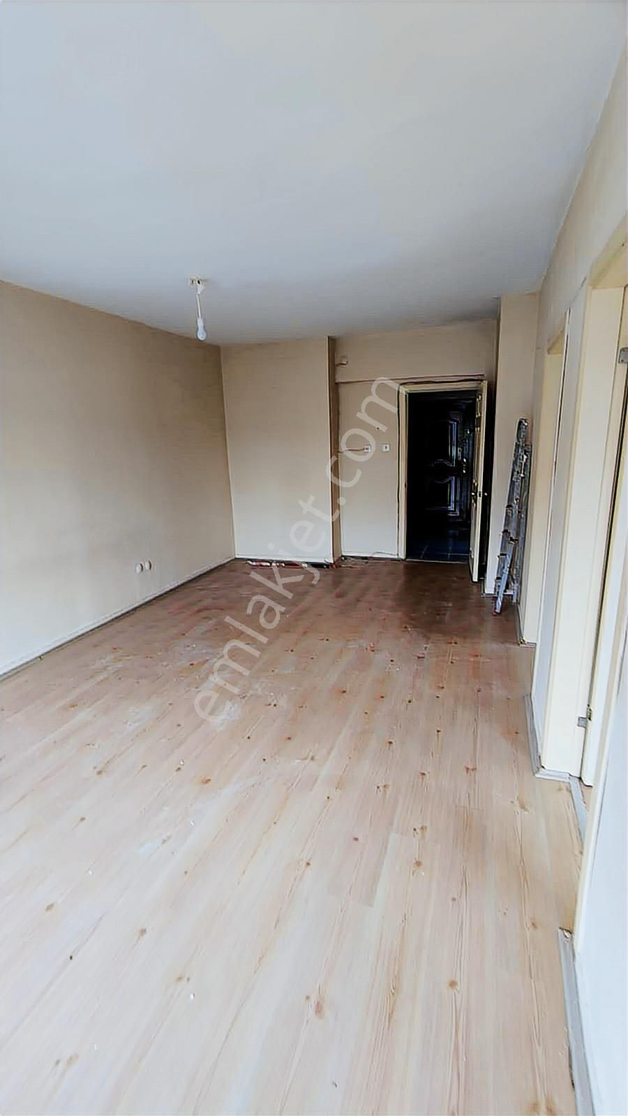 Demirlibahçe De Acil Satılık Katta 3+1 Daire - Görsel 6